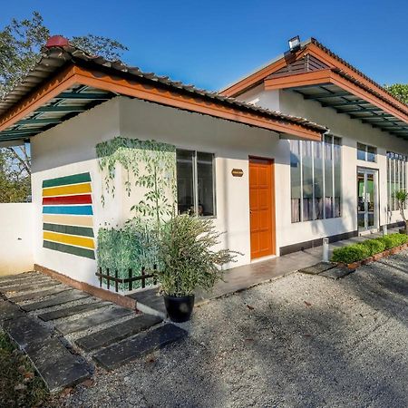 Oyo 44124 De Langkawi Resort And Convertion Centre Ayer Hangat Exterior foto