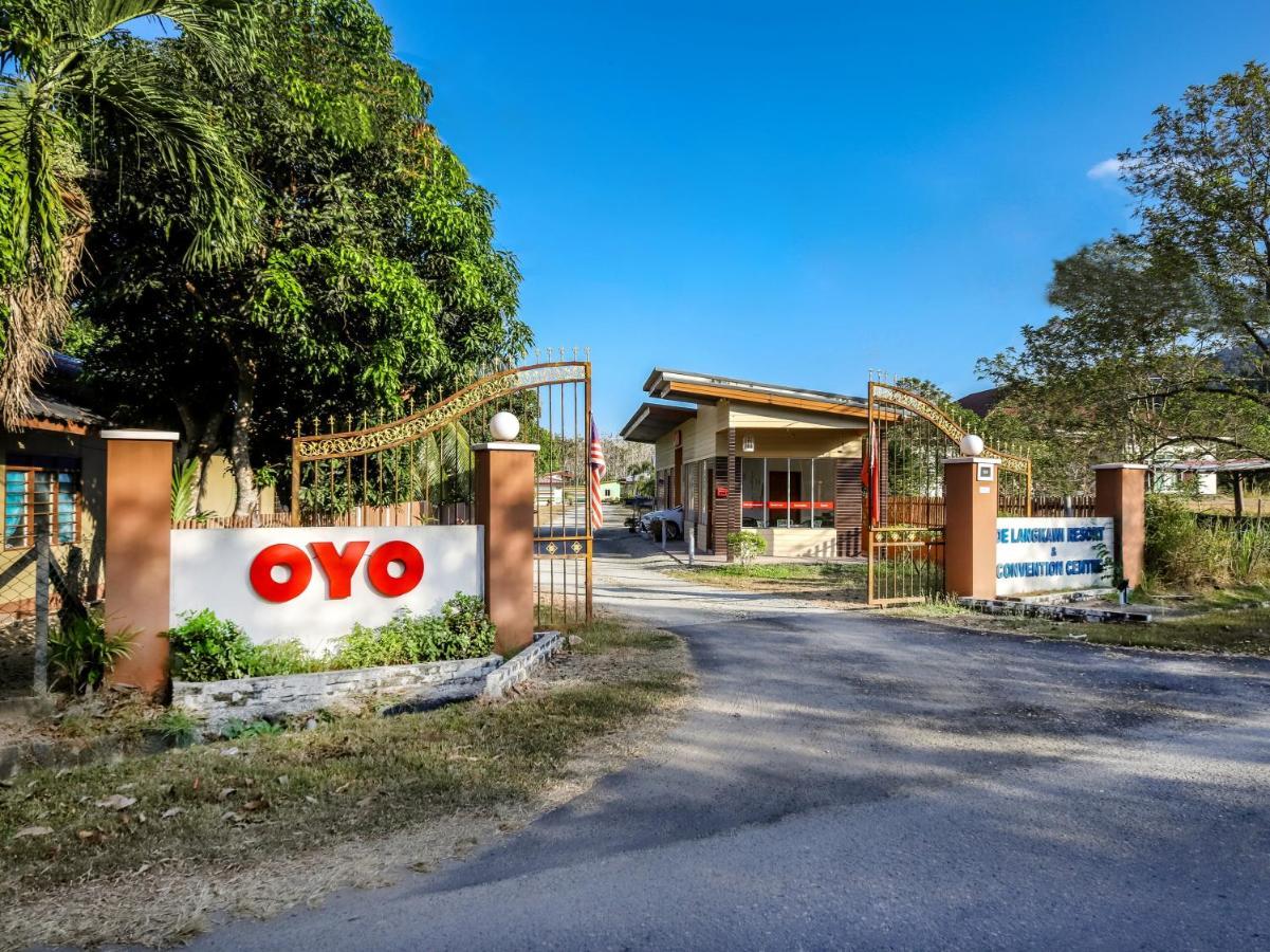 Oyo 44124 De Langkawi Resort And Convertion Centre Ayer Hangat Exterior foto
