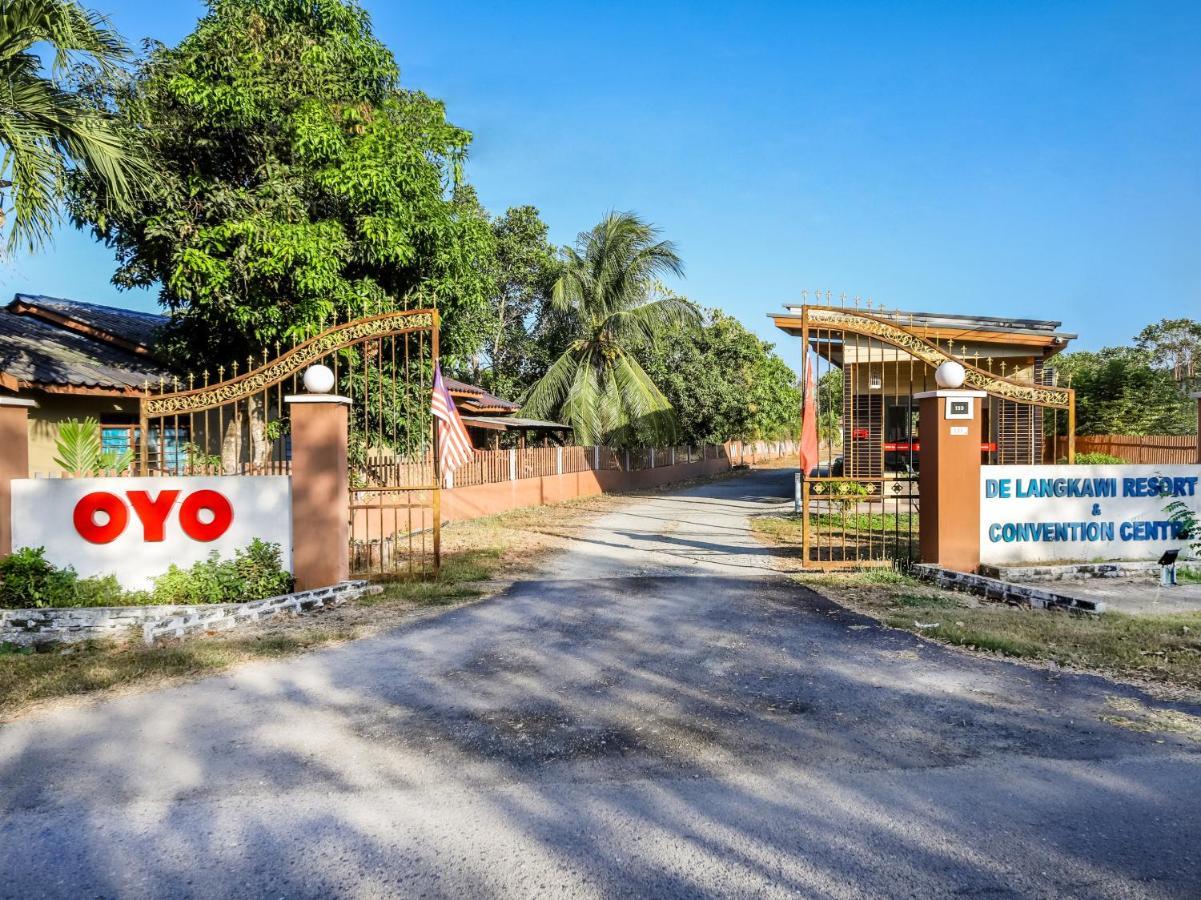 Oyo 44124 De Langkawi Resort And Convertion Centre Ayer Hangat Exterior foto